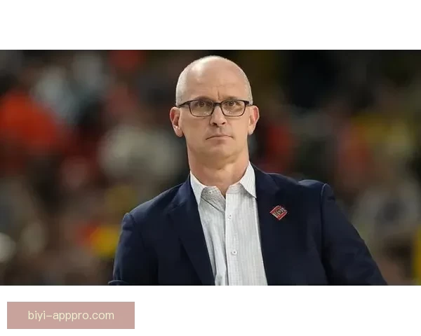 赫尔利执教四年三度杀入全美冠军赛康大力克伊利诺伊晋级